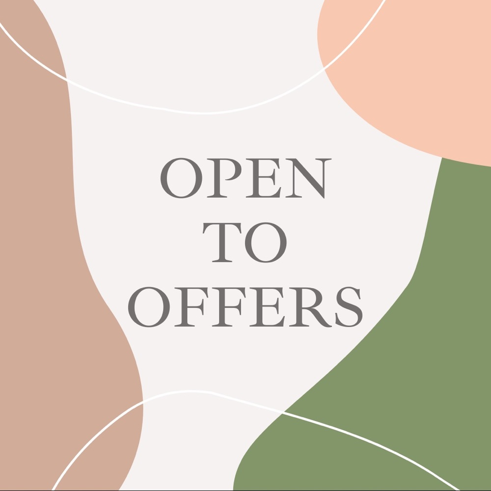 ✨Offers Welcomed✨